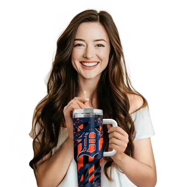 personalized detroit tigers claw cut navy black curved tumbler premium grade 1 1.webp