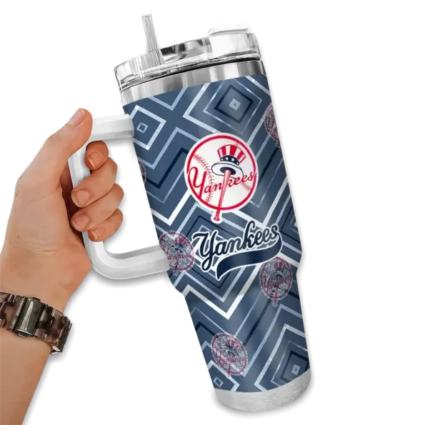 personalized new york yankees bold diamonds navy curved tumbler fashion forward 1.webp