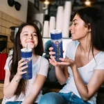 personalized chicago cubs sparkle drip blue skinny tumbler best selling 1.webp